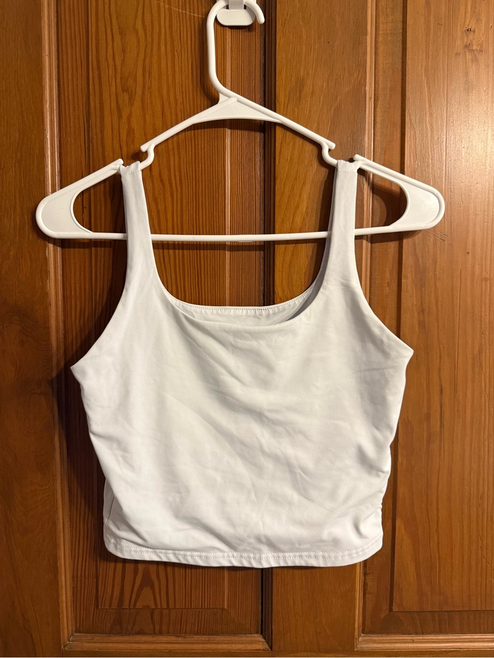 Source Unknown White Scoop Neck Crop Tank